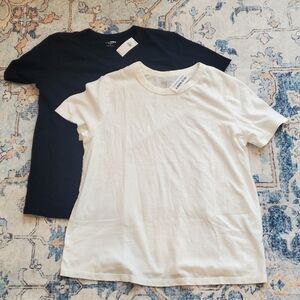 Old Navy Black and White T-Shirt Duo